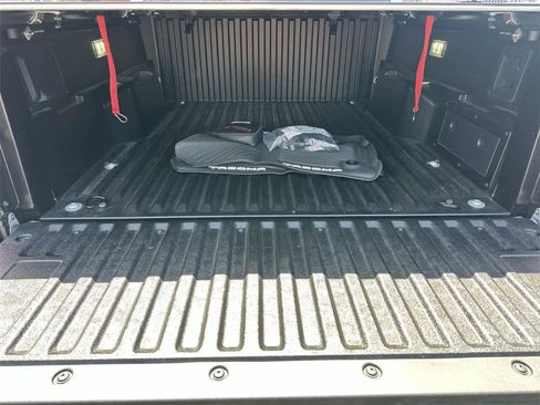 Used 2025 Toyota Tacoma TRD Off-Road AWD/4WD image 21