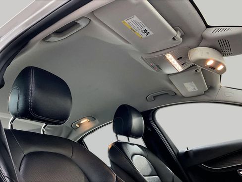 Used 2016 Mercedes-Benz C 300 Sedan image 14