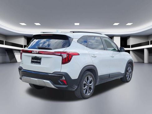 Used 2024 Kia Seltos S FWD image 5