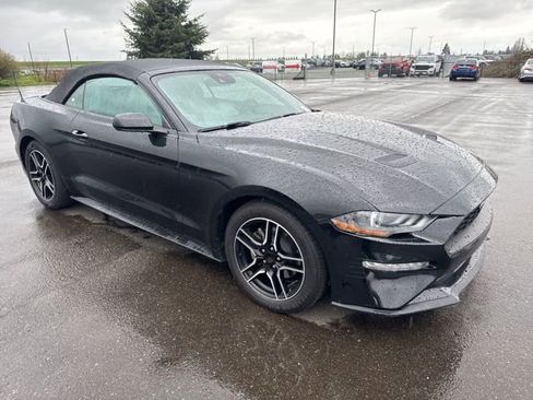 Used 2022 Ford Mustang Premium image 7