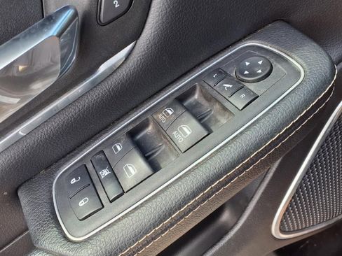 Used 2022 RAM 1500 Laramie w/ Sport Appearance Package image 15