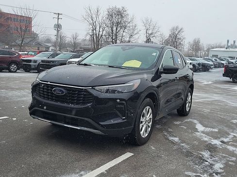 Used 2023 Ford Escape Active image 7