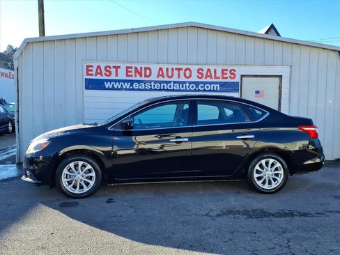 Used 2019 Nissan Sentra SV image 2
