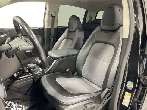 Used 2019 Chevrolet Colorado Z71 image 11