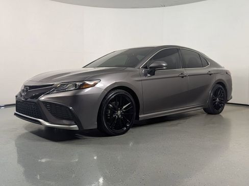 Used 2023 Toyota Camry XSE w/ Navigation Package FWD image 3