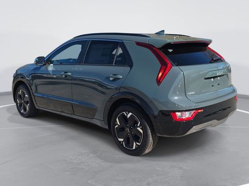 New 2025 Kia Niro Wind w/ Wind Preserve Package image 7