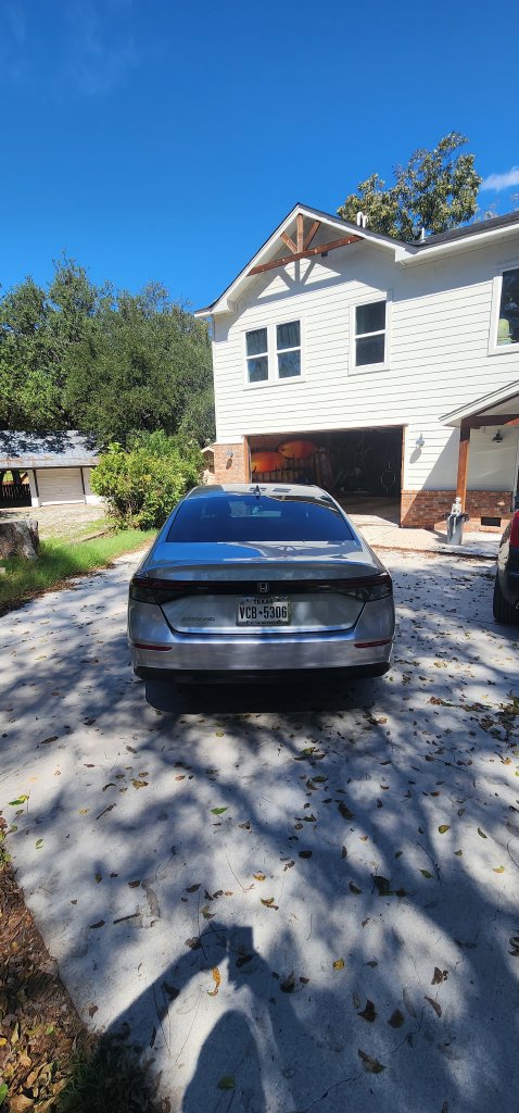 Used 2024 Honda Accord EX image 11