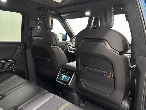 Used 2024 Rivian R1S Adventure image 21