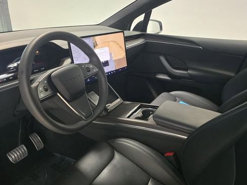 Used 2024 Tesla Model X AWD/4WD image 19