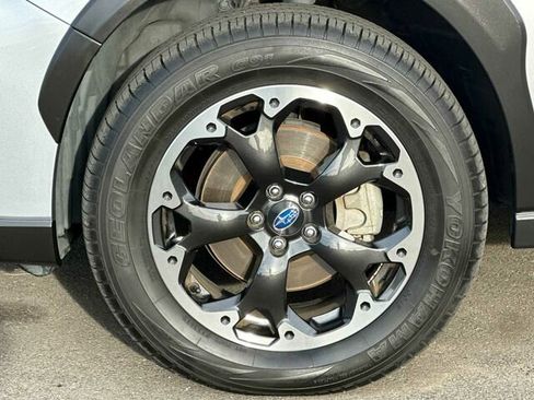 Used 2023 Subaru Crosstrek 2.0i Premium image 33