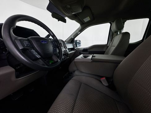 Used 2017 Ford F150 XLT w/ Trailer Tow Package image 19