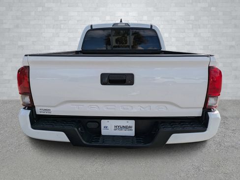 Used 2022 Toyota Tacoma SR image 6