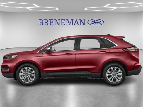 Used 2024 Ford Edge Titanium image 3