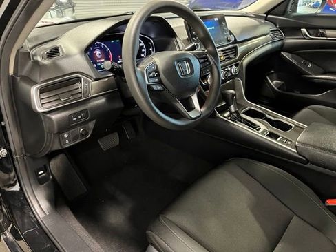 Used 2019 Honda Accord LX image 19