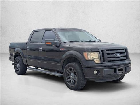 Used 2013 Ford F150 XLT w/ Luxury Equipment Group image 3