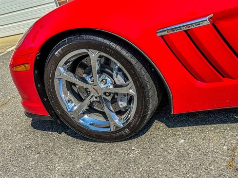 Used 2010 Chevrolet Corvette Grand Sport w/ Preferred Equipment Group image 22
