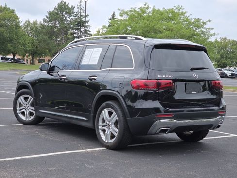 Used 2022 Mercedes-Benz GLB 250 4MATIC image 23