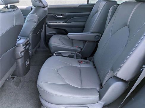 New 2026 Toyota Grand Highlander AWD image 15