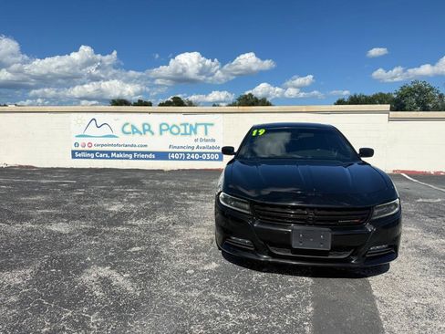 Used 2019 Dodge Charger SXT w/ Leather Interior Group RWD image 24