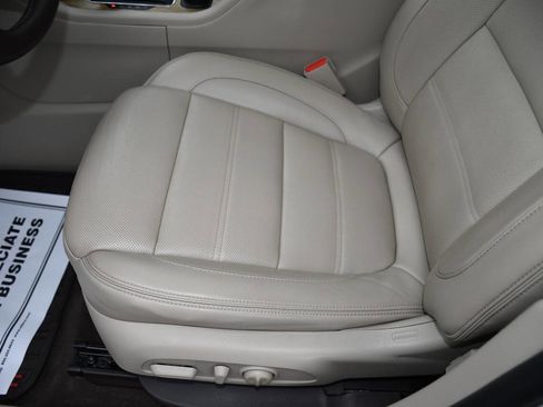 Used 2019 GMC Acadia Denali w/ Technology Package AWD/4WD image 14