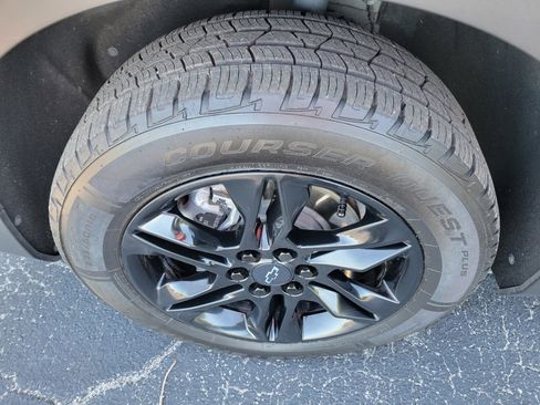 Certified 2021 Chevrolet Blazer LT w/ Sound & Technology Package FWD image 37