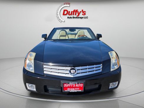Used 2007 Cadillac XLR RWD image 36