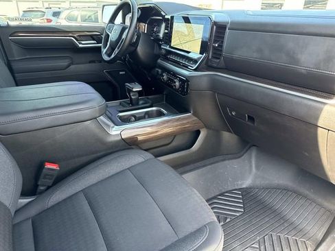 Used 2025 Chevrolet Silverado 1500 RST image 19