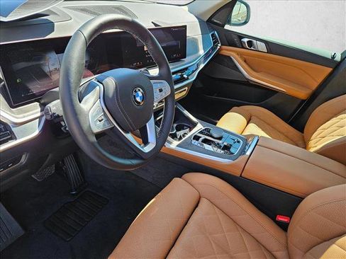 Certified 2026 BMW X7 xDrive40i image 10