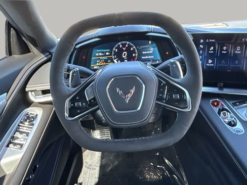 Used 2024 Chevrolet Corvette Stingray Premium Conv w/ Z51 Performance Package image 13