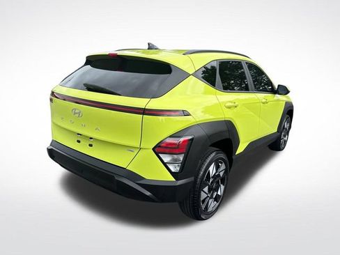 Certified 2024 Hyundai Kona SEL AWD/4WD image 5