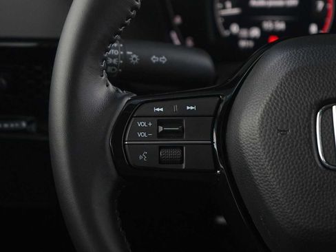 Used 2026 Honda CR-V EX-L image 17