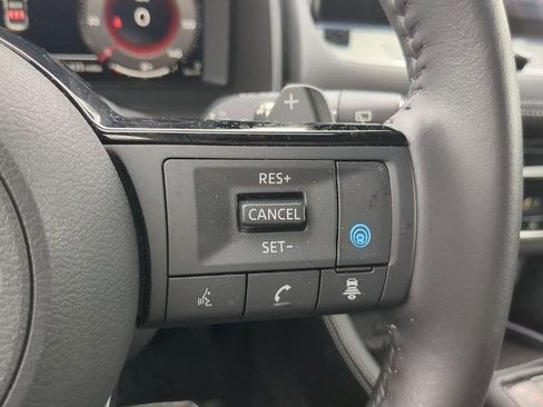 Certified 2024 Nissan Rogue Platinum w/ Platinum Premium Package FWD image 26