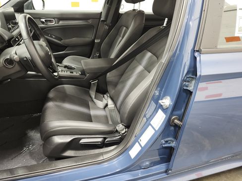Used 2025 Honda Civic Sport image 24