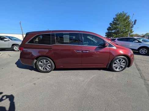 Used 2016 Honda Odyssey Touring image 8