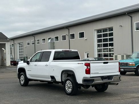 Used 2026 Chevrolet Silverado 2500 LT AWD/4WD image 11