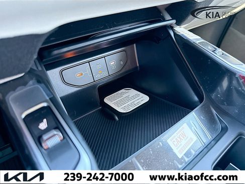 New 2026 Kia Sorento EX FWD image 30