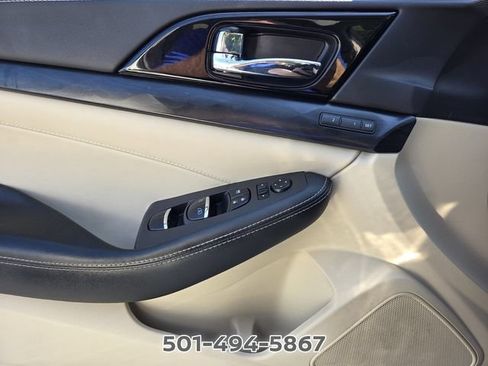 Used 2023 Nissan Maxima Platinum w/ Sport Mat Group FWD image 27