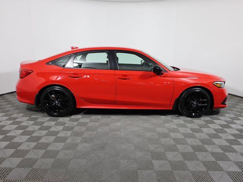 Used 2024 Honda Civic Sport image 4