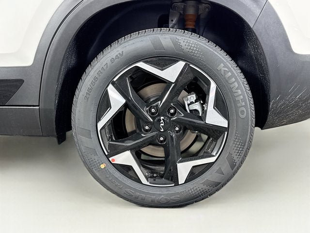 Certified 2025 Kia Seltos S AWD/4WD image 30
