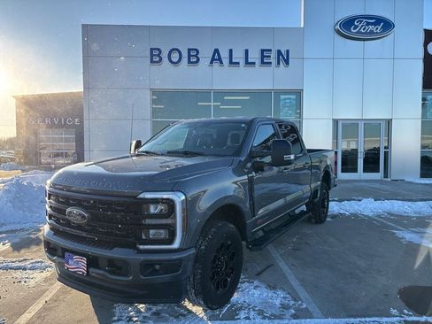 Used 2024 Ford F250 Lariat w/ Black Appearance Package AWD/4WD image 1