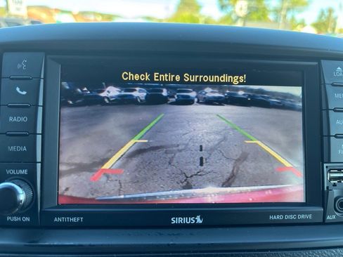 Used 2017 Dodge Grand Caravan SXT image 29