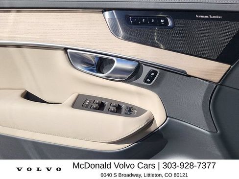 Used 2026 Volvo XC90 B6 Plus w/ Protection Package Premier AWD/4WD image 10