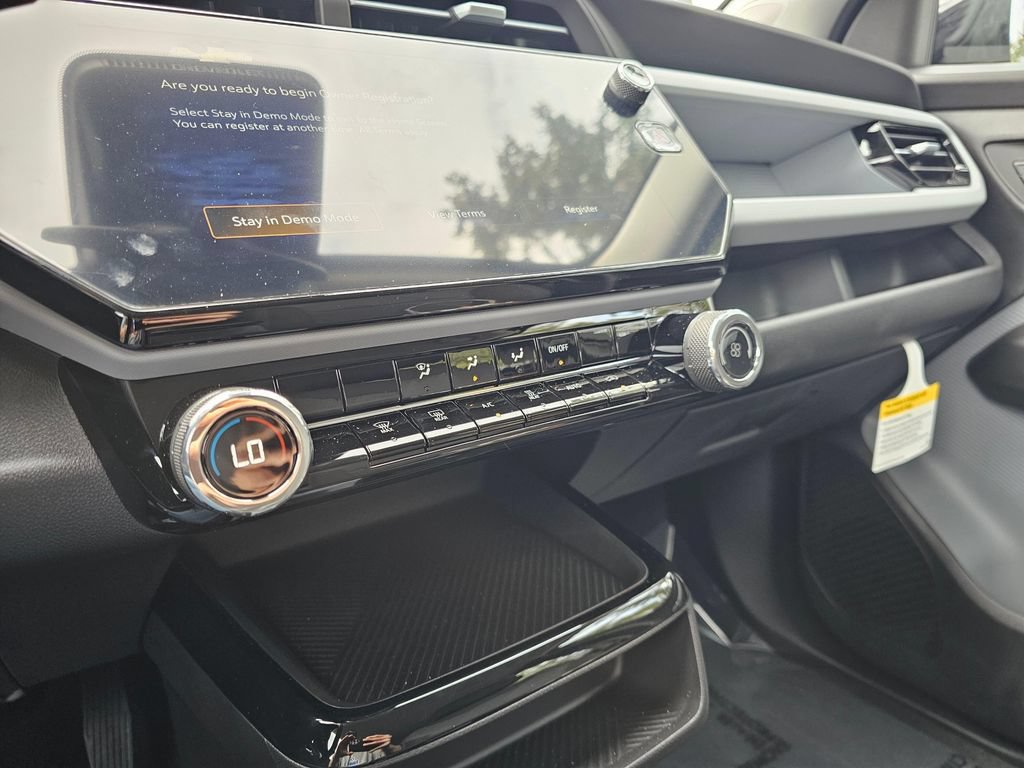 New 2027 Chevrolet Bolt LT FWD image 26