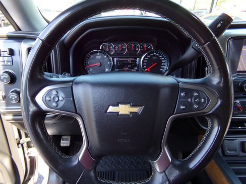 Used 2018 Chevrolet Silverado 1500 LTZ w/ Sport Package AWD/4WD image 38