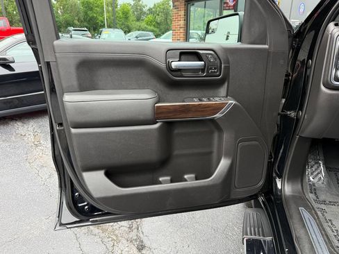 Used 2021 GMC Sierra 1500 SLT w/ SLT Premium Package AWD/4WD image 21