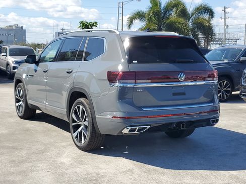 New 2026 Volkswagen Atlas SEL Premium R-Line AWD/4WD image 2