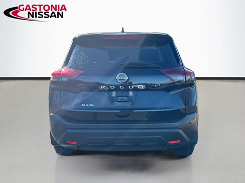 Used 2021 Nissan Rogue S FWD image 7