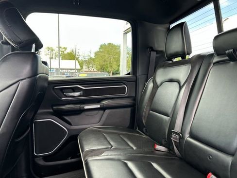 Used 2023 RAM 1500 Laramie AWD/4WD image 18