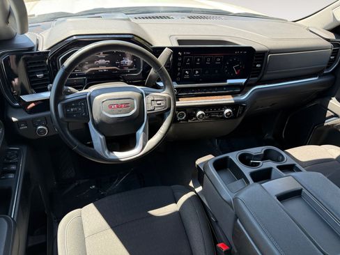 Used 2024 GMC Sierra 1500 SLE AWD/4WD image 15