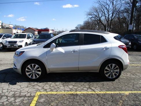 Used 2019 Buick Encore Preferred AWD/4WD image 9